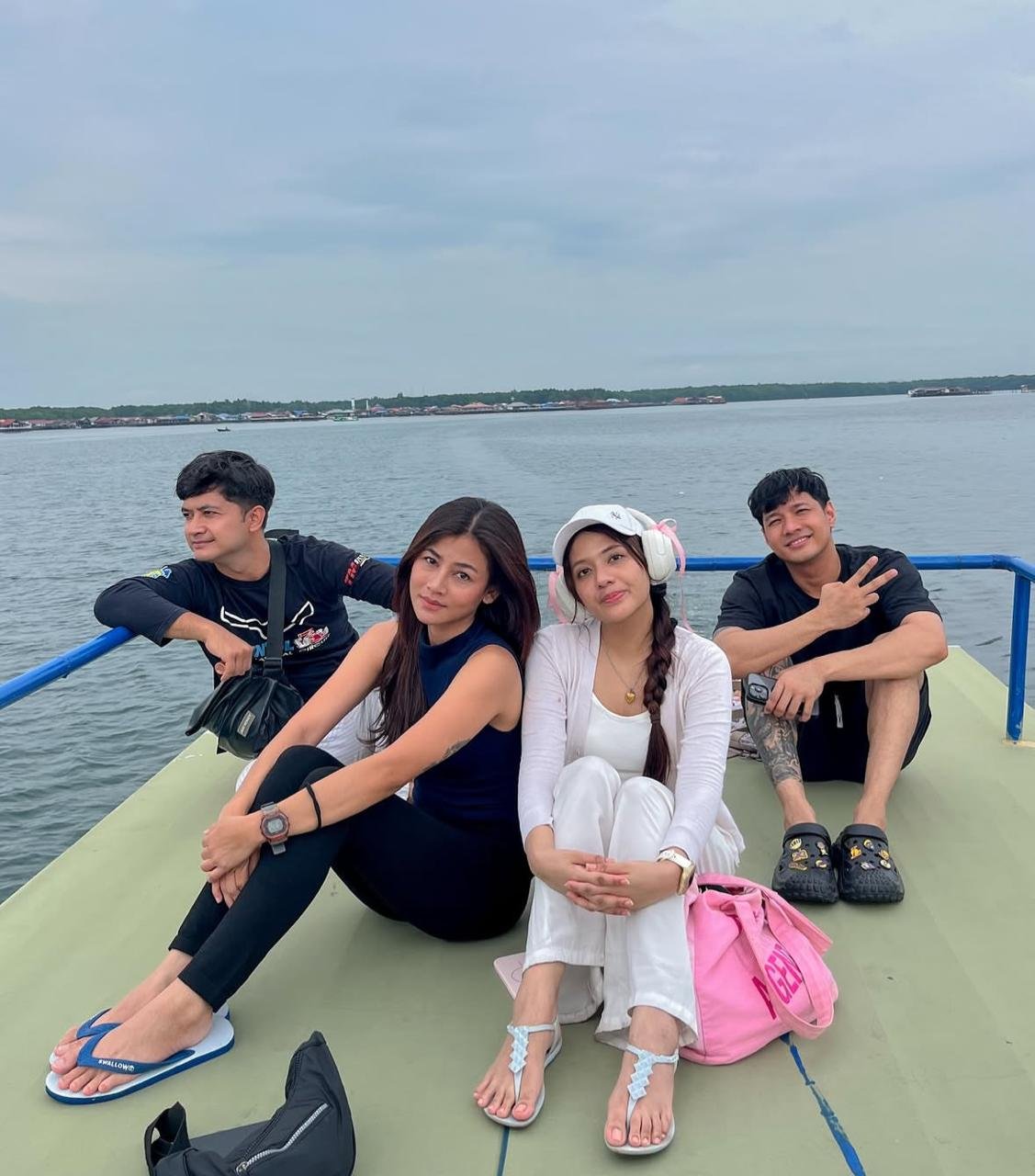 Healing with Aktor & Aktris FTV